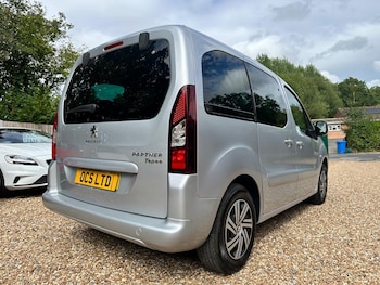 Used Peugeot Partner Tepee 2018 for sale - 79440640: Photo