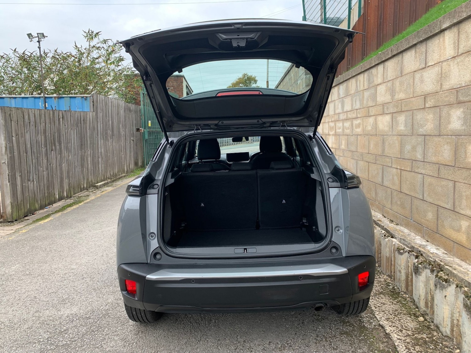 Used Peugeot 2008 2023 for sale - 76312391: Photo 16