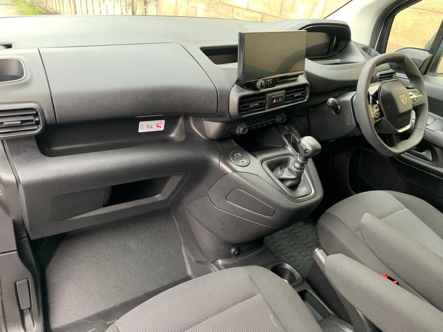 Used Peugeot Partner 2024 for sale - 76769445: Photo 17