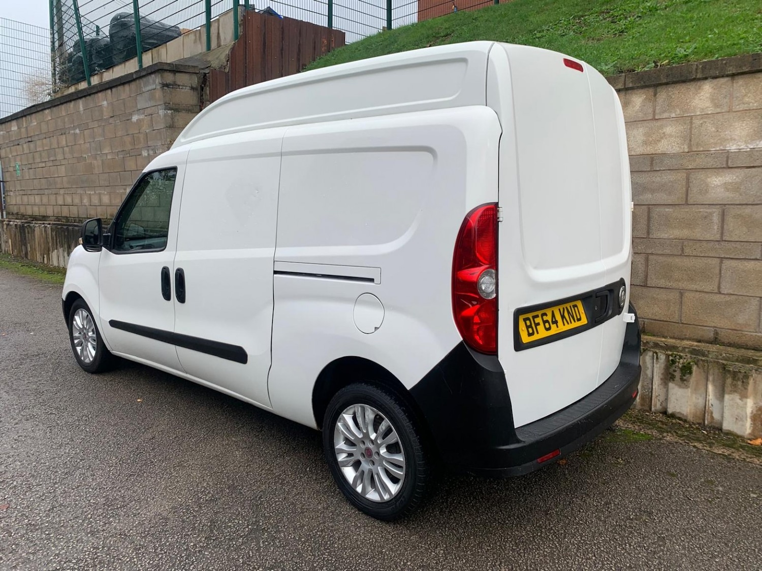 Used Vauxhall Combo 2014 for sale - 76340363: Photo 13