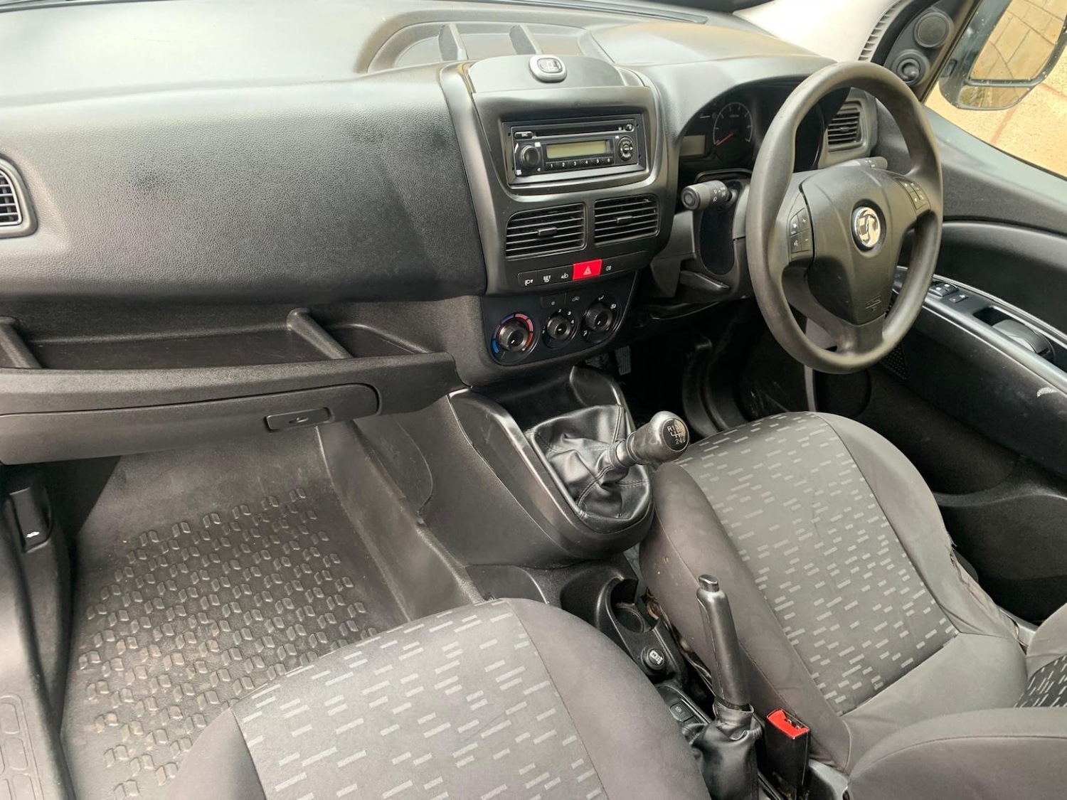 Used Vauxhall Combo 2014 for sale - 76340363: Photo 19