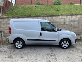Used Vauxhall Combo 2018 for sale - 75244853: Photo