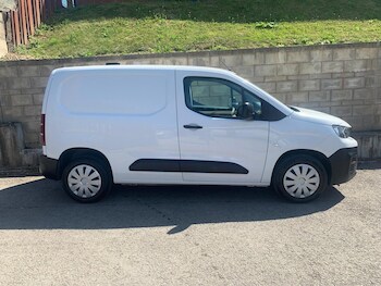 Used Peugeot Partner 2023 for sale - 75244940: Photo