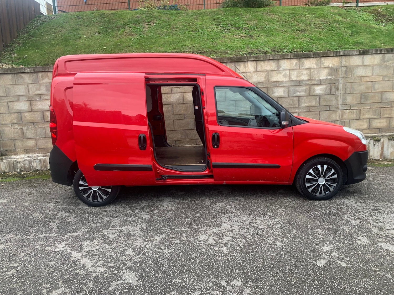 Used Fiat Doblo 2013 for sale - 76358101: Photo 5