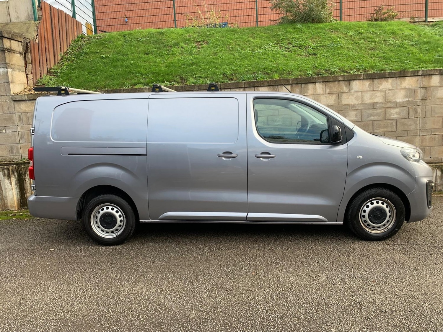 Used Peugeot Expert 2022 for sale - 76358233: Photo 1