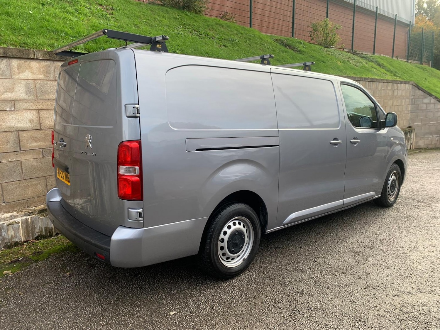 Used Peugeot Expert 2022 for sale - 76358233: Photo 17