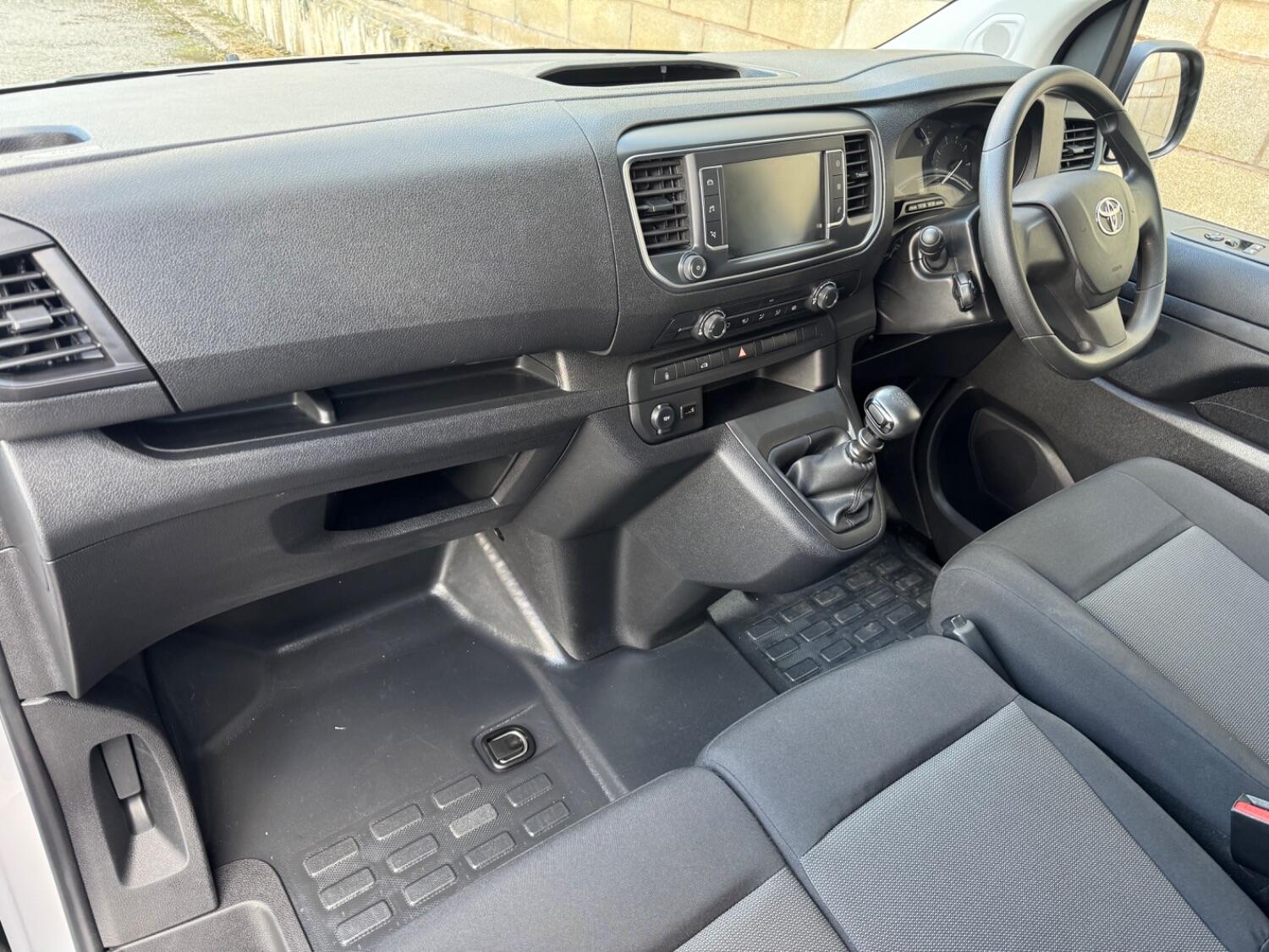 Used Toyota ProAce 2024 for sale - 76025940: Photo 16