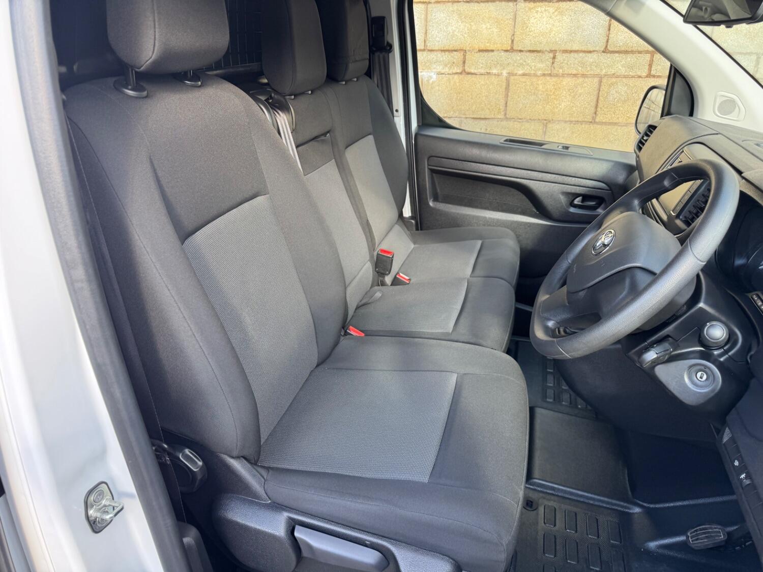 Used Toyota ProAce 2024 for sale - 76025940: Photo 17