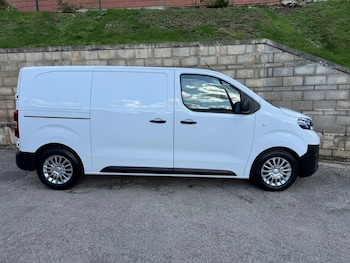 Used Toyota ProAce 2024 for sale - 76025940: Photo 4