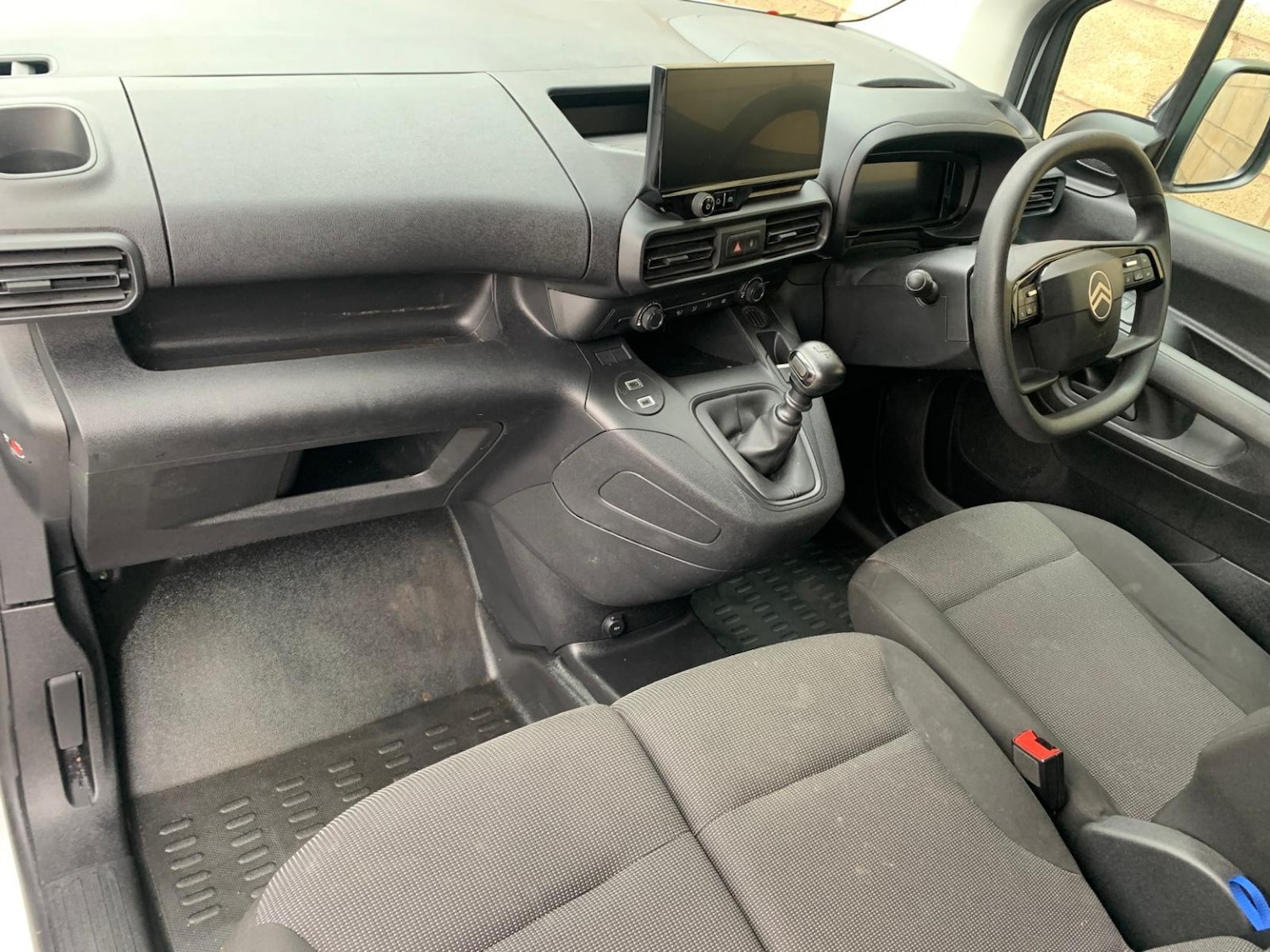 Used Citroen Berlingo 2024 for sale - 77516150: Photo 17