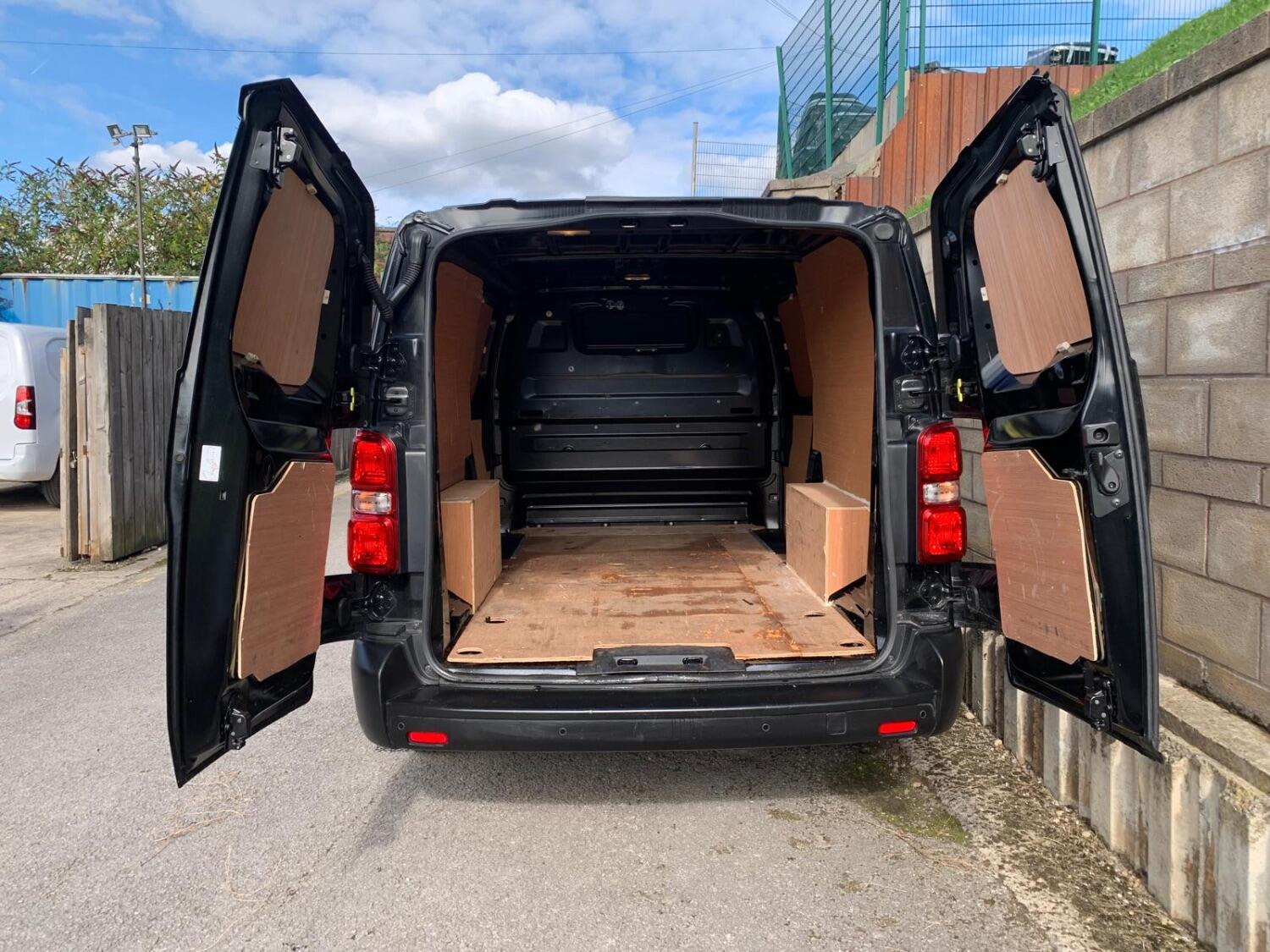 Used Citroen Dispatch 2023 for sale - 76120364: Photo 17