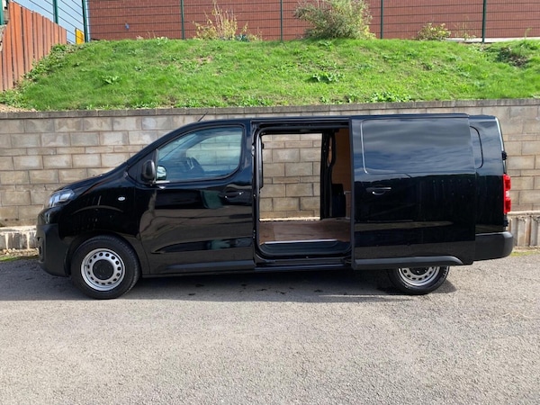 Used Citroen Dispatch 2023 for sale - 76120364: Photo 2