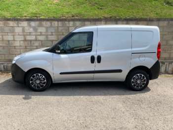 Used Vauxhall Combo 2017 for sale - 74949601: Photo