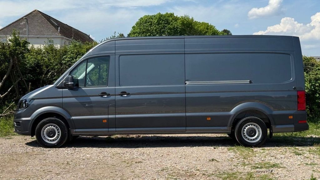 Used Volkswagen Crafter 2024 for sale - 77734573: Photo 2