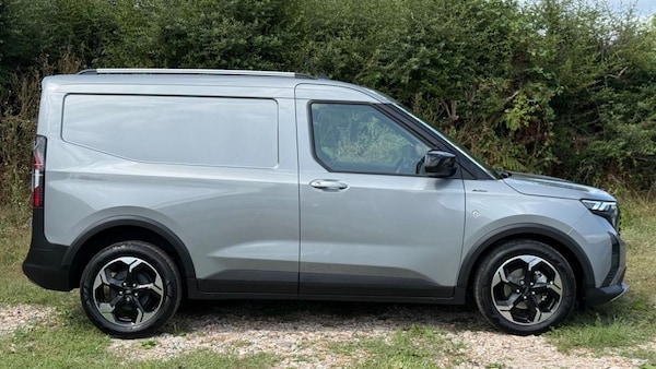 Used Ford Transit Courier 2024 for sale - 75487703: Photo 6