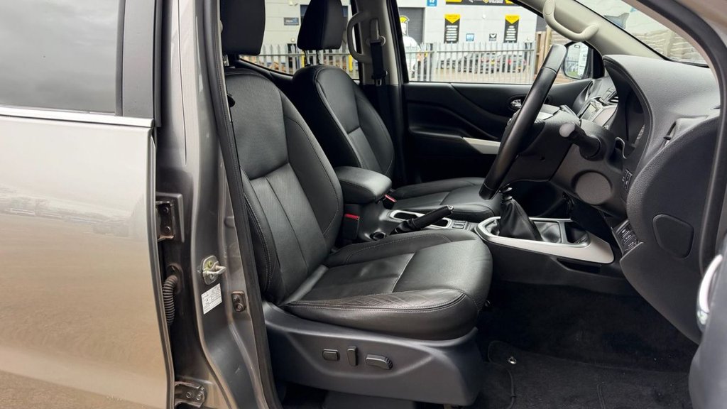 Used Nissan Navara 2020 for sale - 76867554: Photo 16