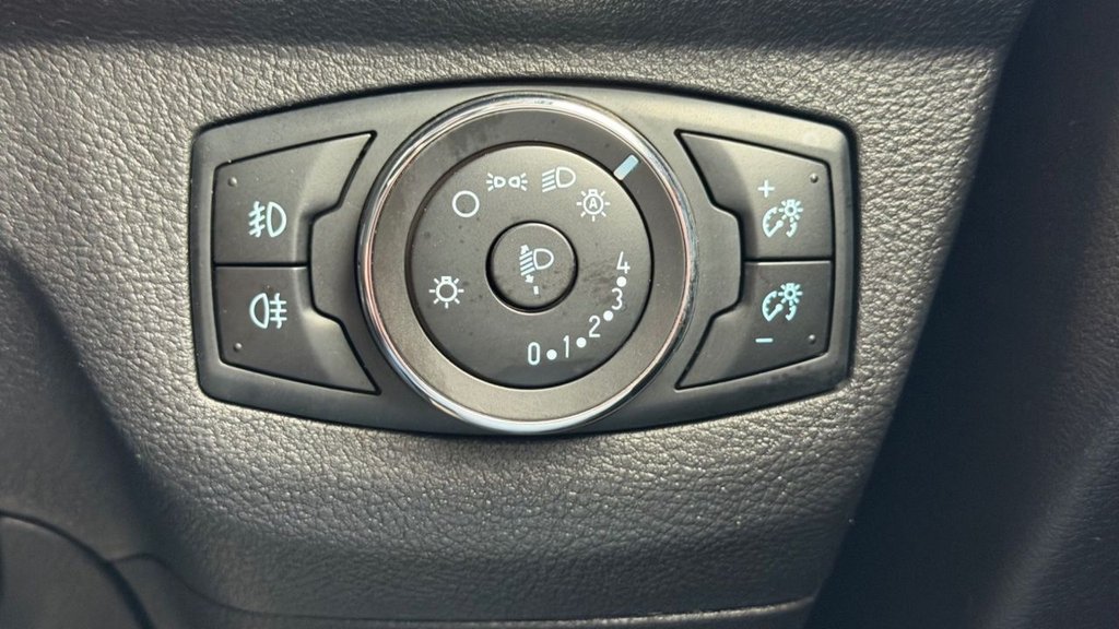 Used Ford Transit Courier 2020 for sale - 76740612: Photo 28