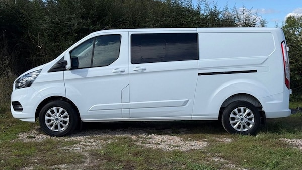 Used Ford Transit Custom 2022 for sale - 75703921: Photo 2