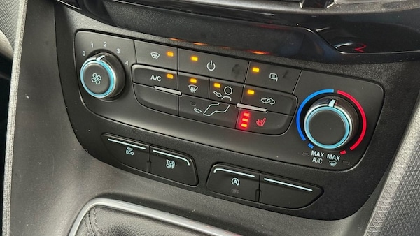 Used Ford Transit Connect 2019 for sale - 76148052: Photo 20