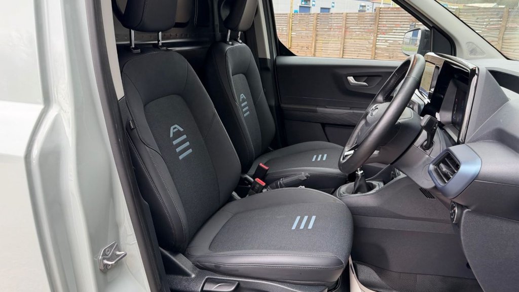 Used Ford Transit Courier 2024 for sale - 77849916: Photo 19