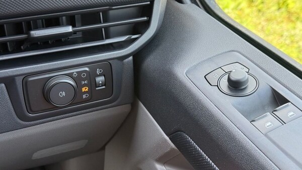 Used Ford Transit Custom 2024 for sale - 75487693: Photo 28