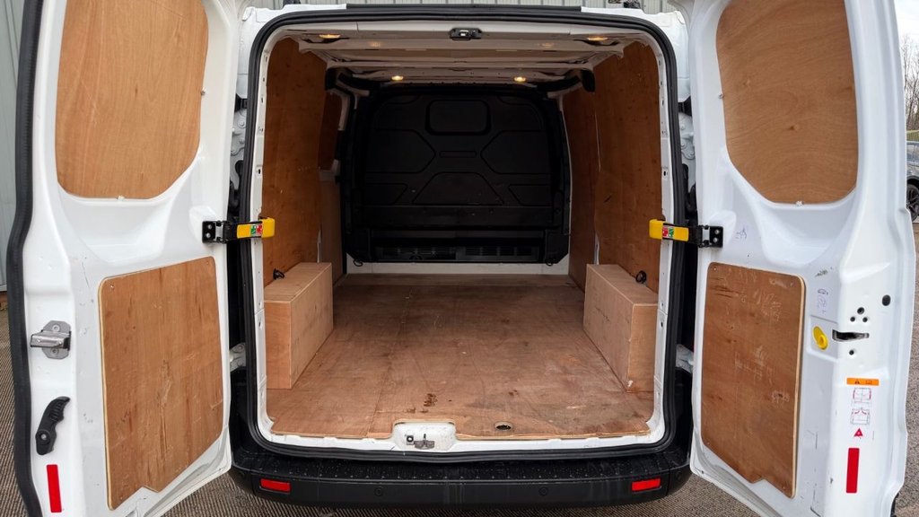 Used Ford Transit Custom 2022 for sale - 76642164: Photo 10