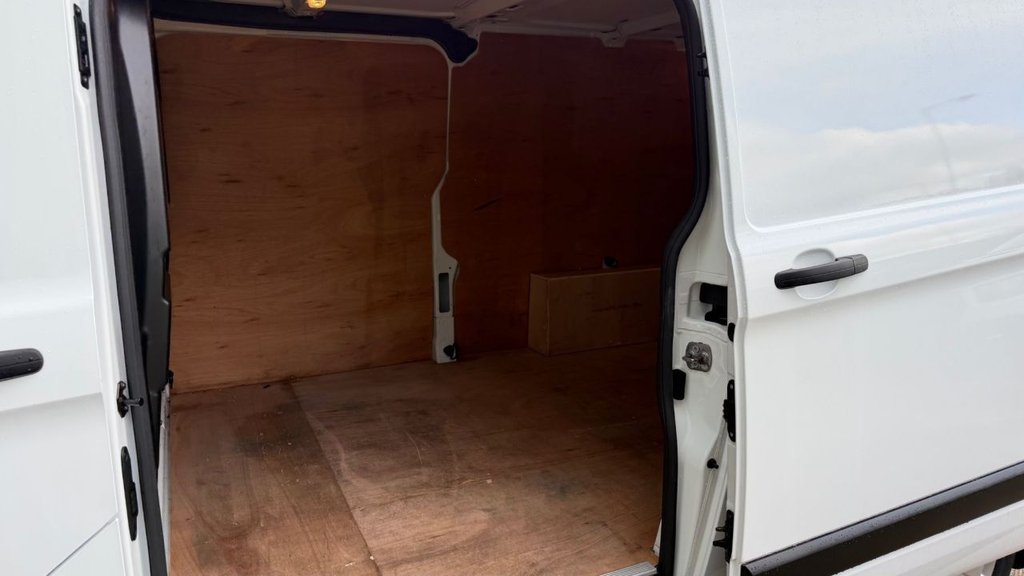 Used Ford Transit Custom 2022 for sale - 76642164: Photo 9
