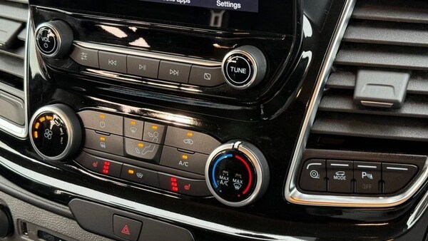 Used Ford Transit Custom 2023 for sale - 74746951: Photo 18