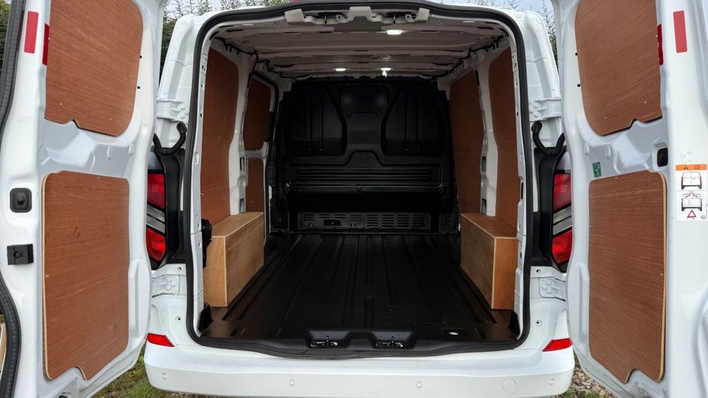 Used Ford Transit Custom 2024 for sale - 76118994: Photo 10