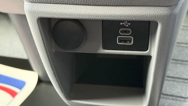 Used Ford Transit Custom 2024 for sale - 76118994: Photo 29