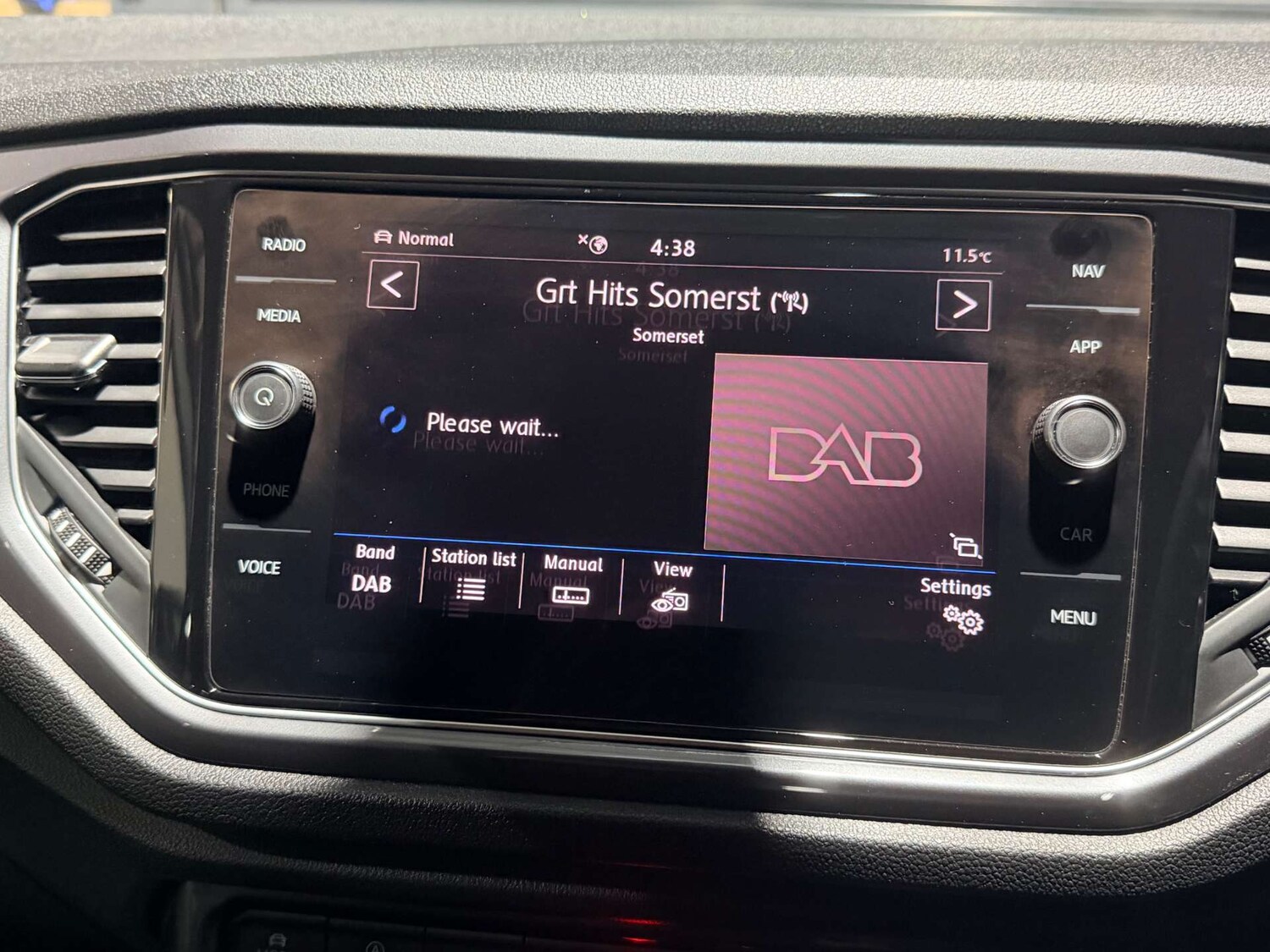 Used Volkswagen T-Roc 2020 for sale - 78112495: Photo 10