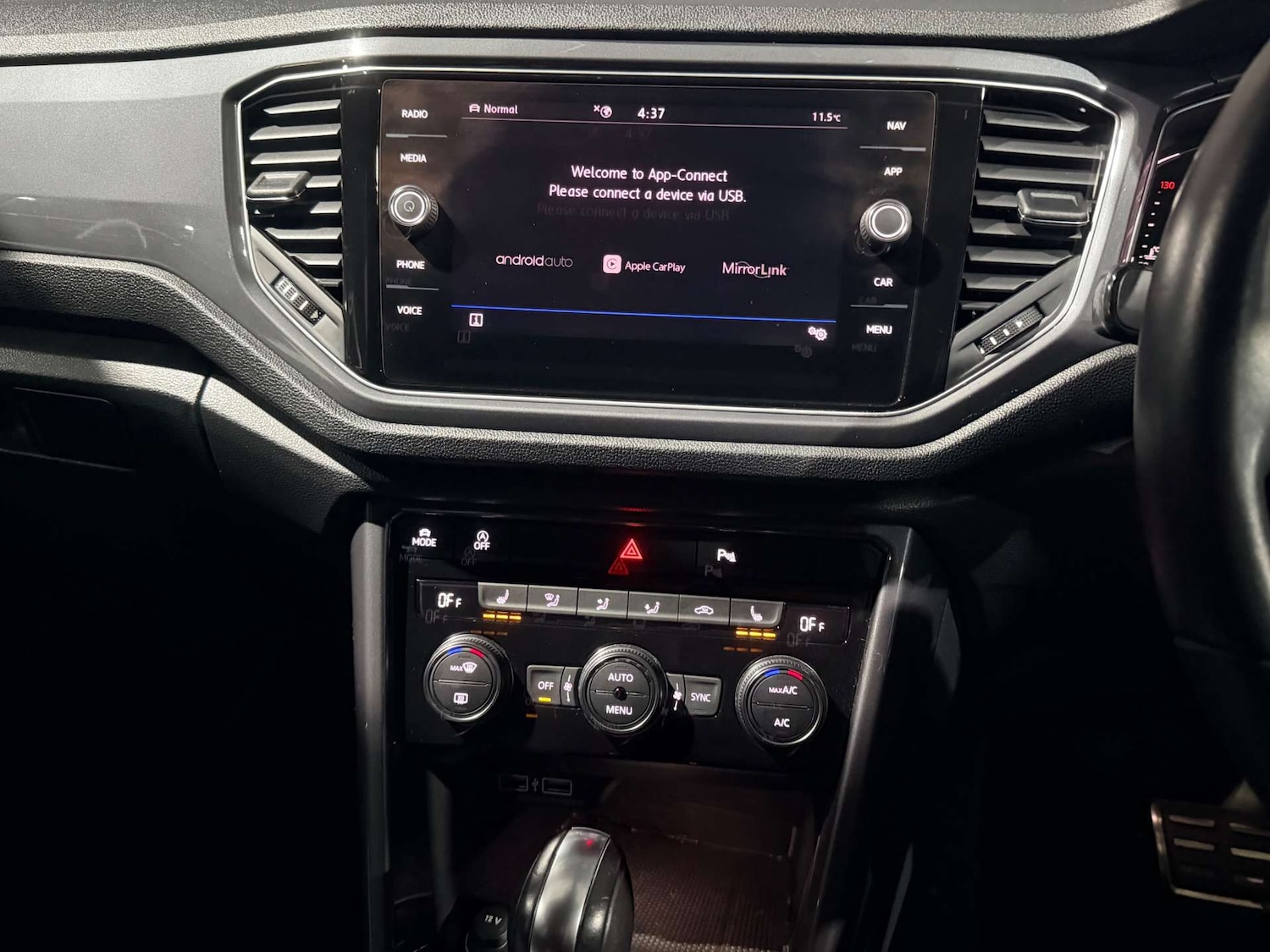 Used Volkswagen T-Roc 2020 for sale - 78112495: Photo 18