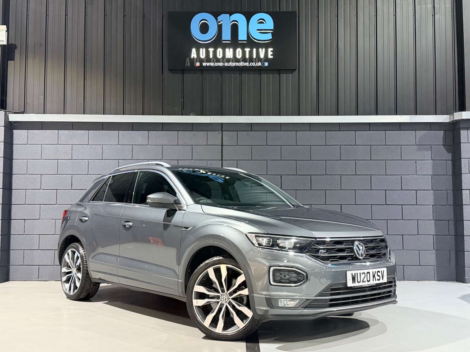 Used Volkswagen T-Roc 2020 for sale - 78112495: Photo 2