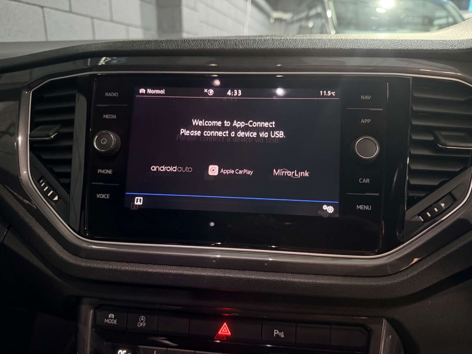 Used Volkswagen T-Roc 2020 for sale - 78112495: Photo 34