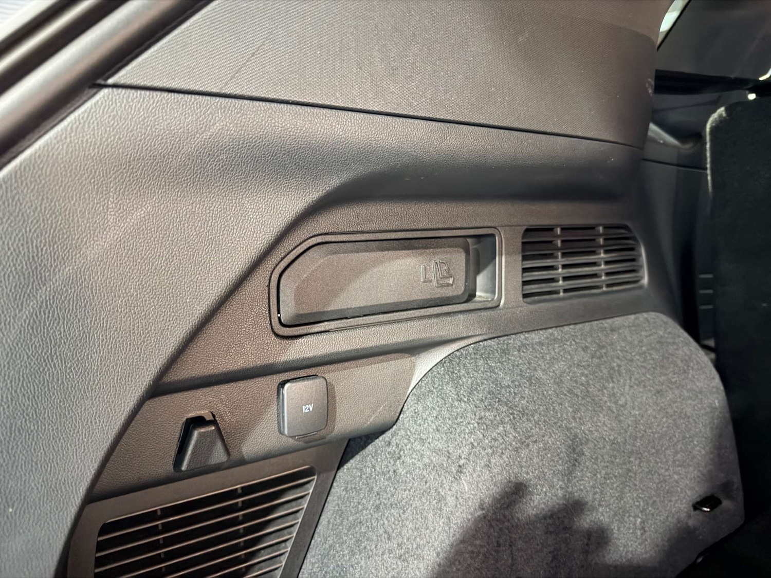 Used Ford Kuga 2021 for sale - 77836382: Photo 15