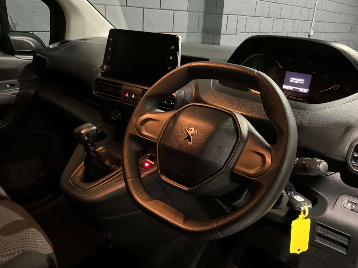 Used Peugeot Partner 2023 for sale - 77720546: Photo 2