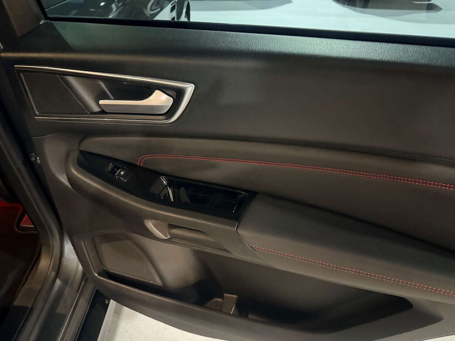 Used Ford S-Max 2019 for sale - 77533609: Photo 6