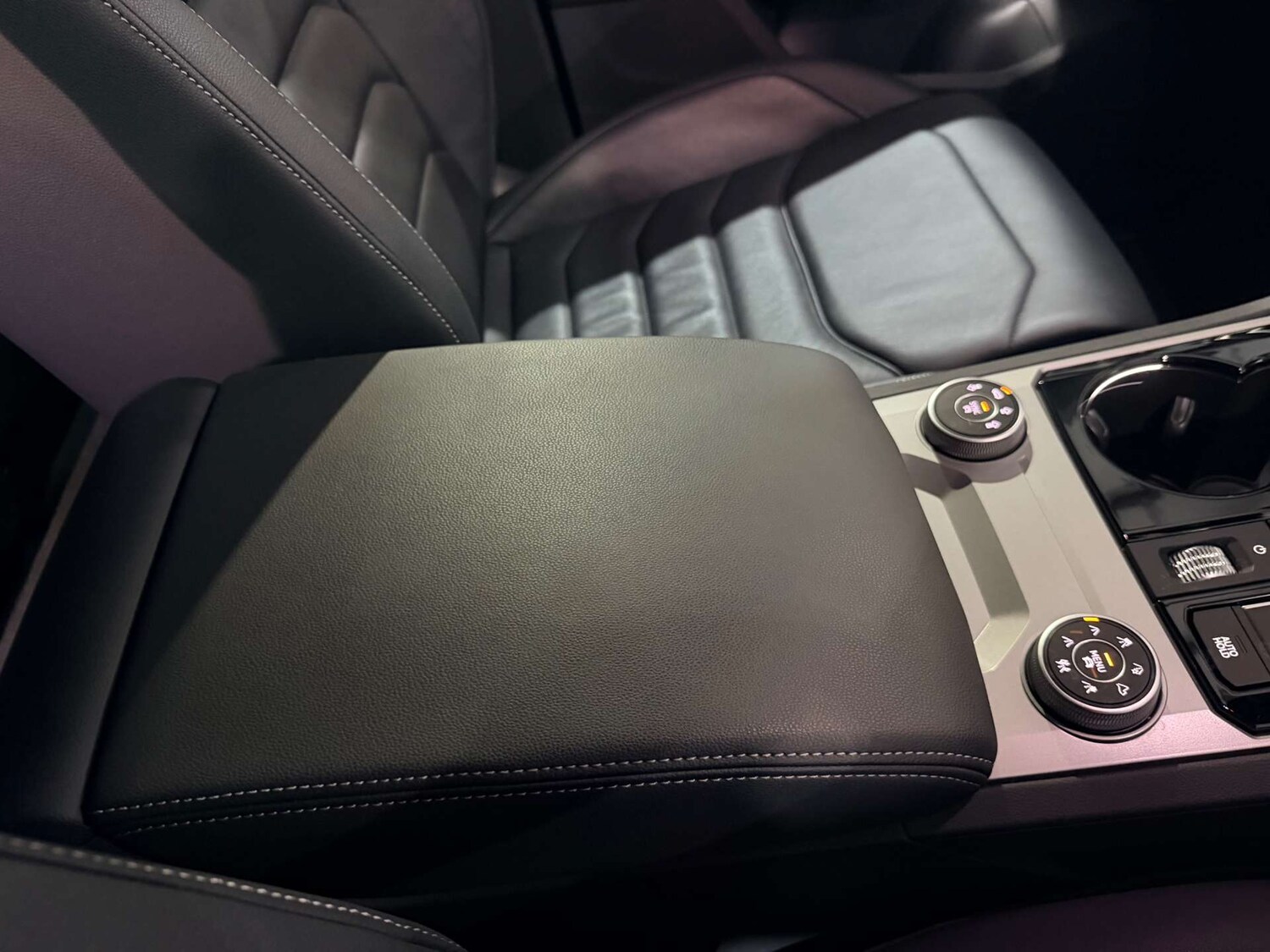 Used Volkswagen Touareg 2023 for sale - 78112490: Photo 46