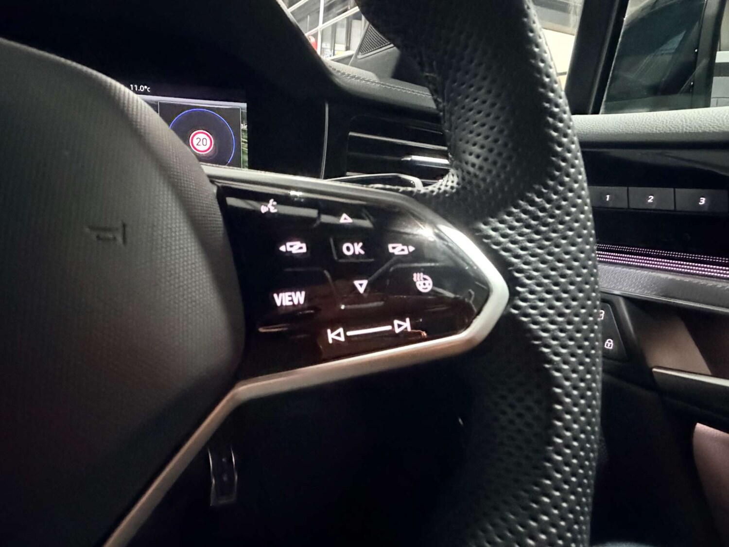 Used Volkswagen Touareg 2023 for sale - 78112490: Photo 52