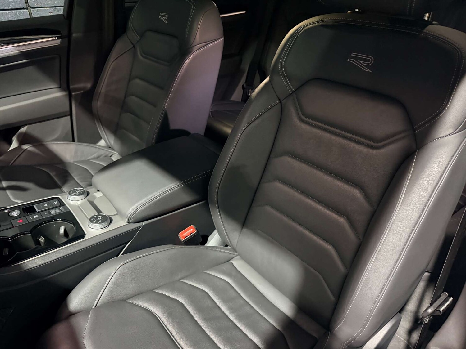 Used Volkswagen Touareg 2023 for sale - 78112490: Photo 87