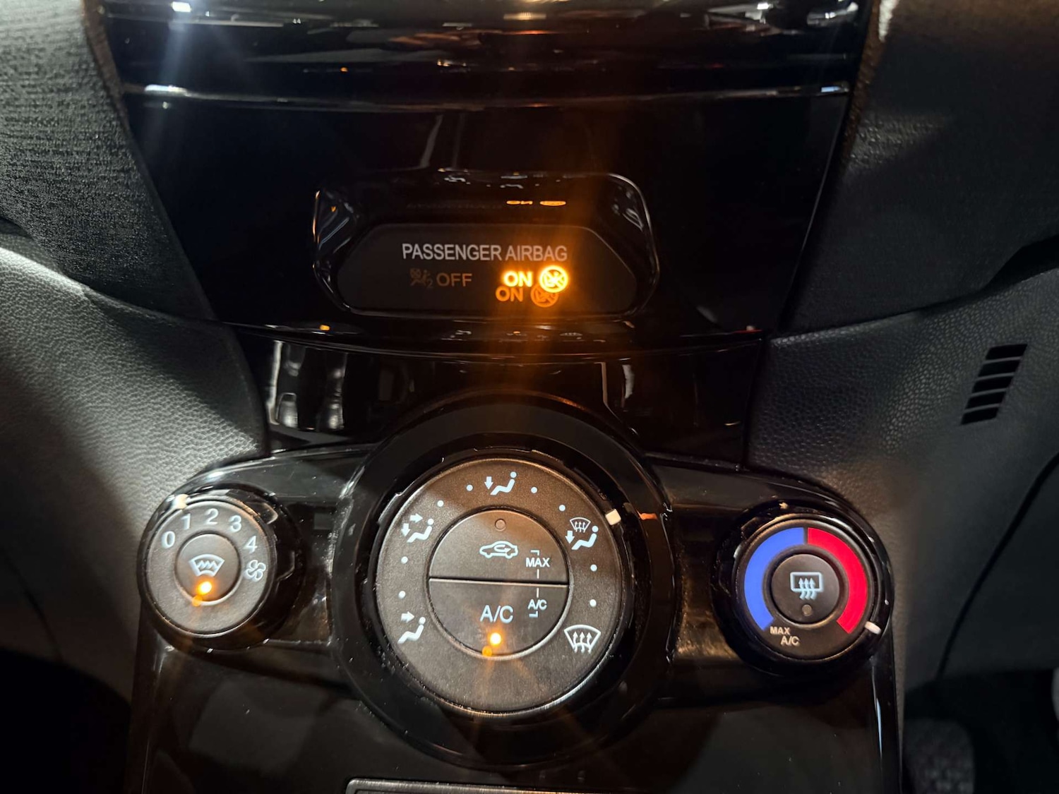 Used Ford Fiesta 2016 for sale - 77634060: Photo 23