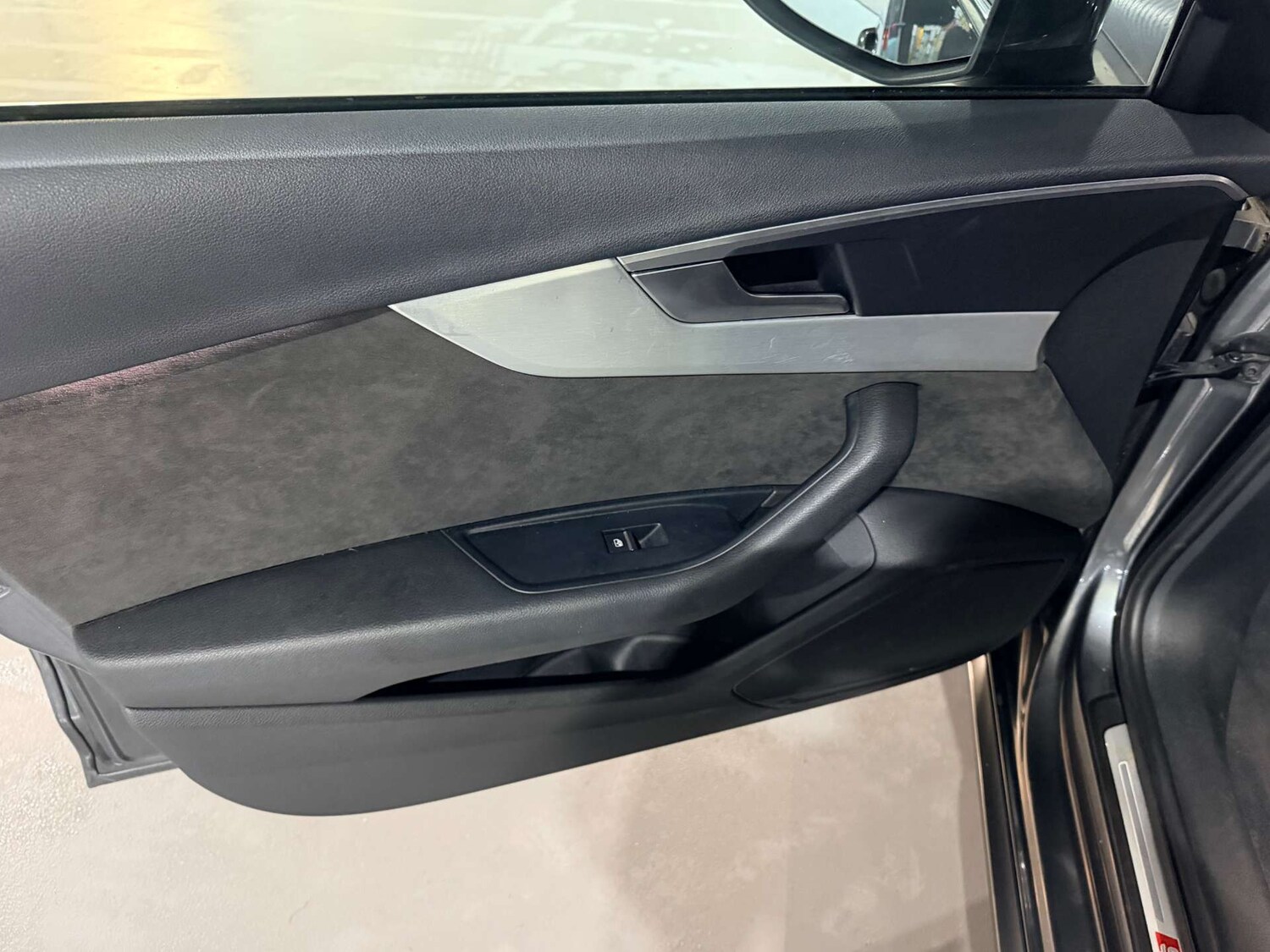 Used Audi A4 2019 for sale - 77544985: Photo 25