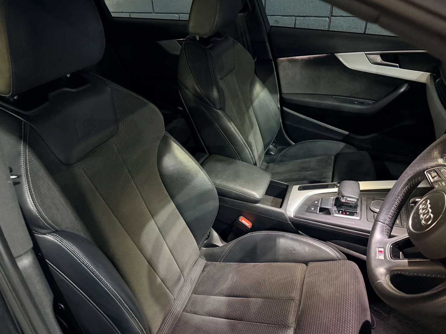 Used Audi A4 2019 for sale - 77544985: Photo 35