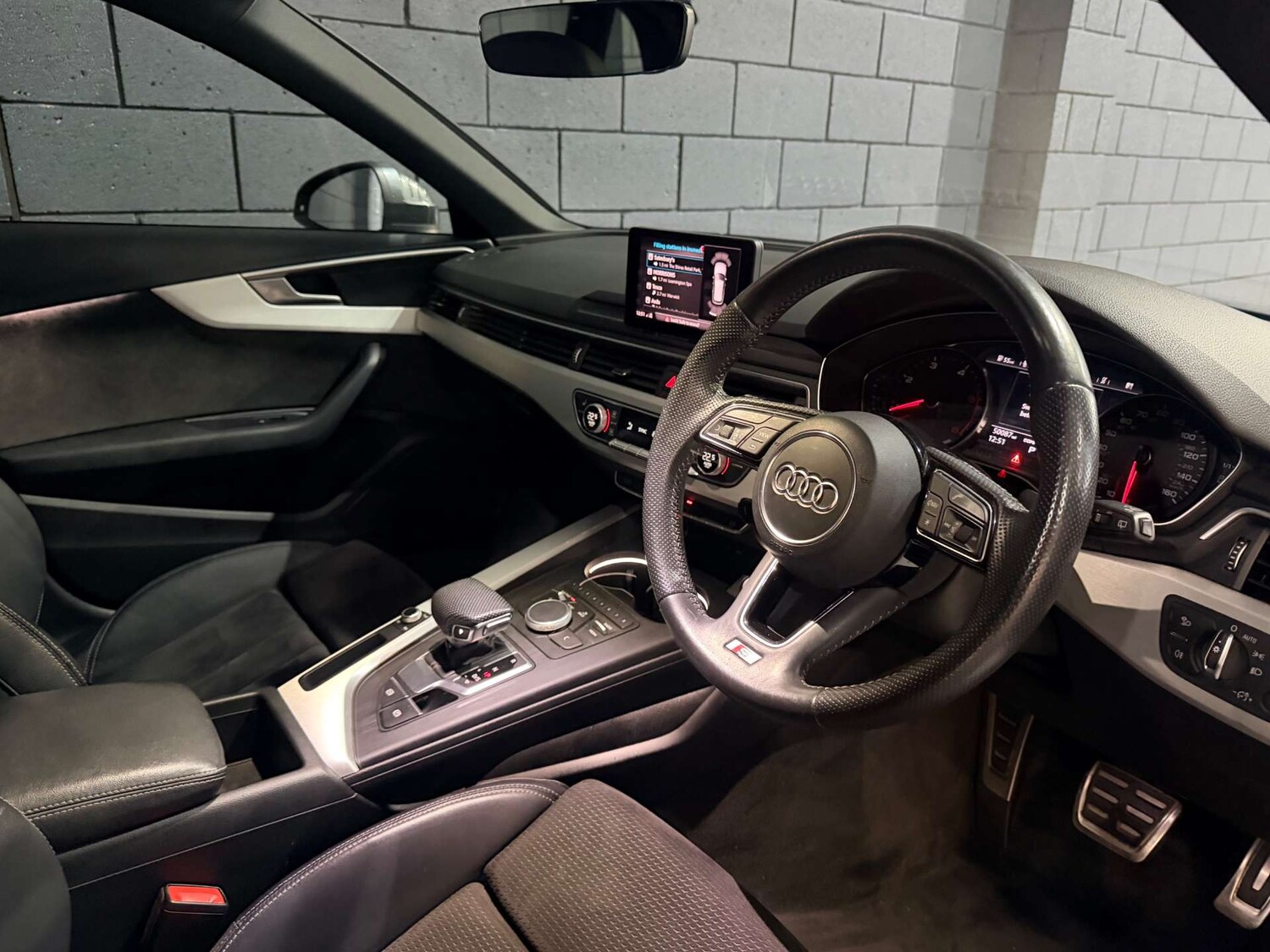 Used Audi A4 2019 for sale - 77544985: Photo 38