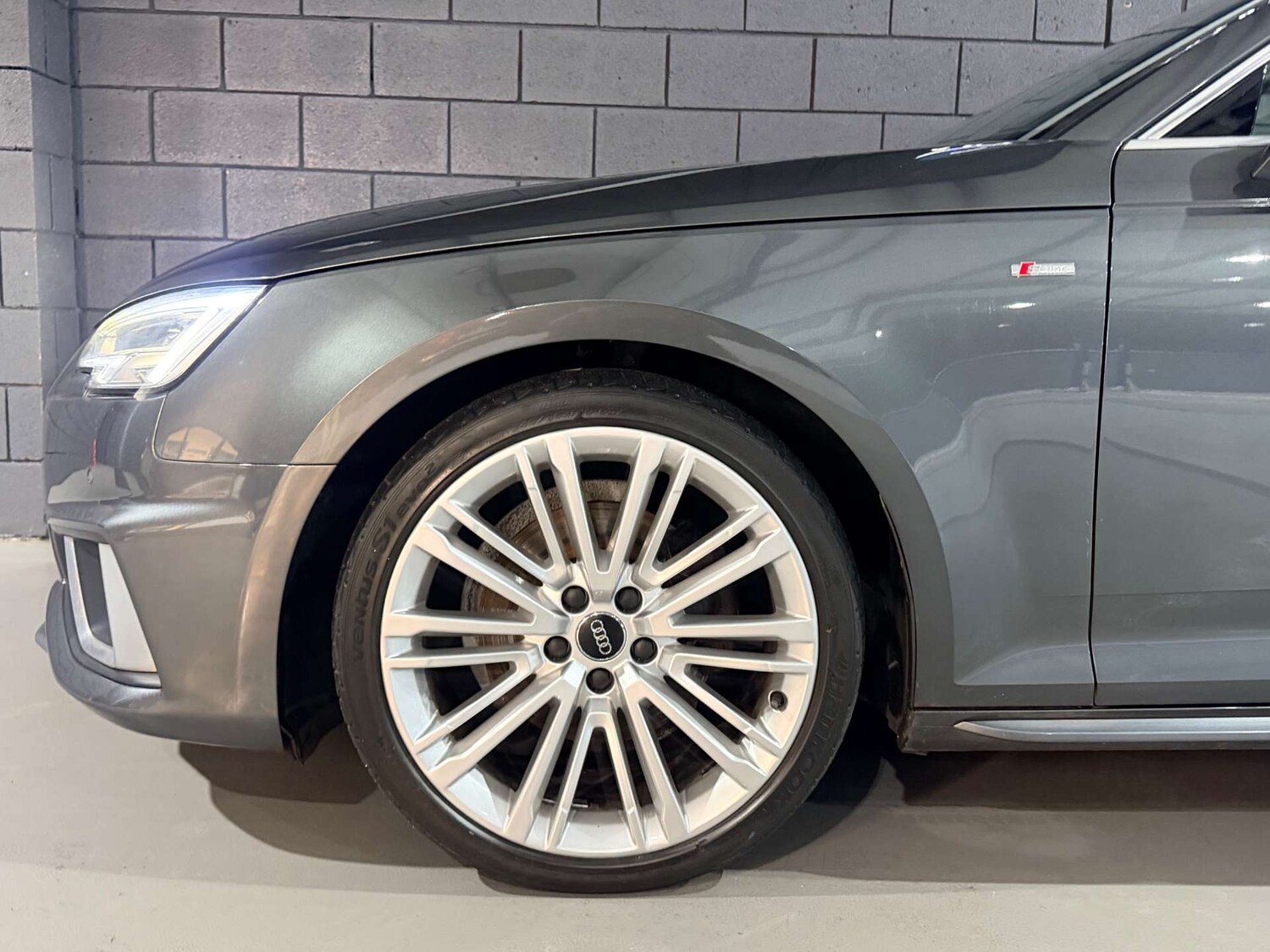 Used Audi A4 2019 for sale - 77544985: Photo 48