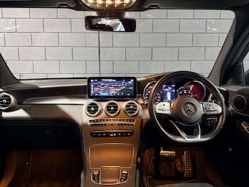 Used Mercedes-Benz GLC 2020 for sale - 77720563: Photo