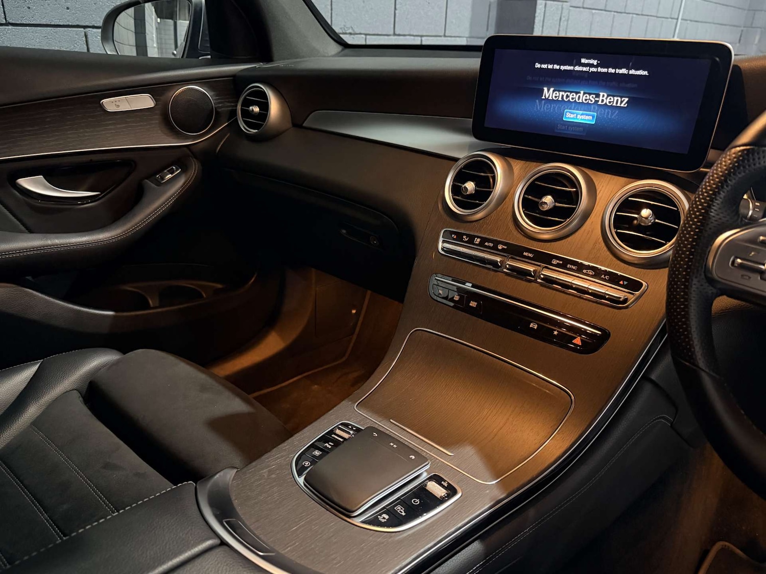 Used Mercedes-Benz GLC 2020 for sale - 77720563: Photo 49