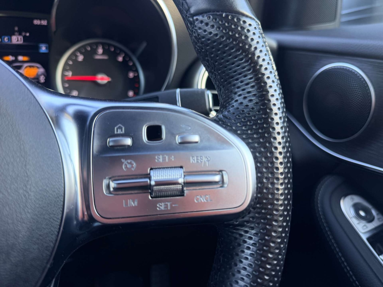 Used Mercedes-Benz GLC 2020 for sale - 77720563: Photo 7