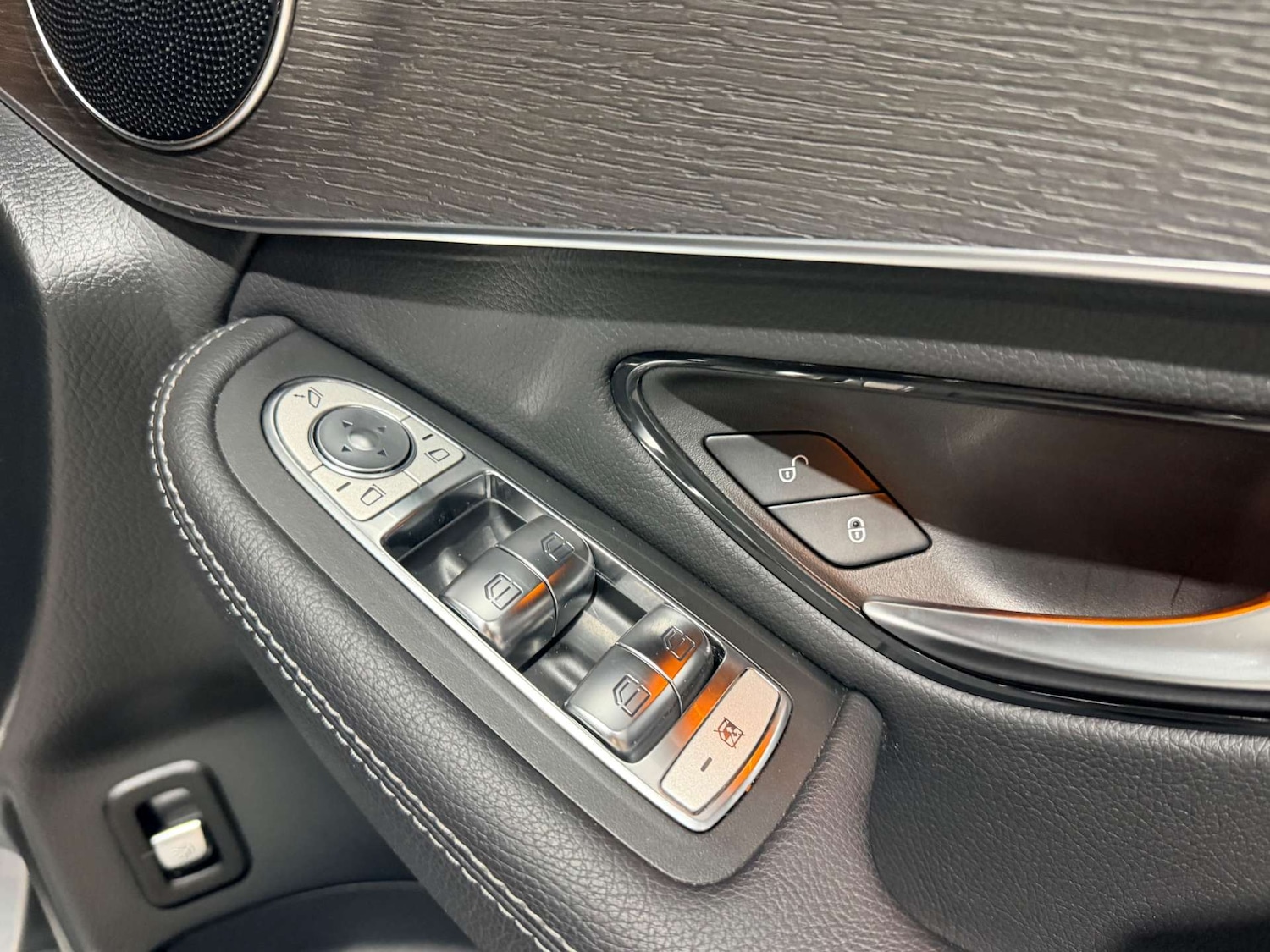 Used Mercedes-Benz GLC 2020 for sale - 77720563: Photo 70