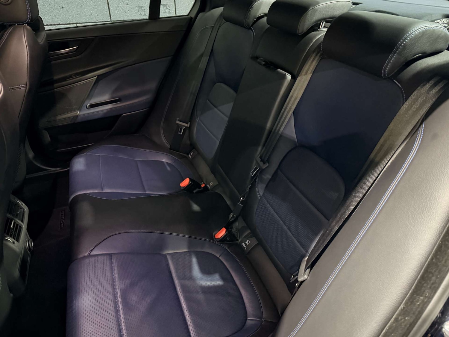 Used Jaguar XE 2017 for sale - 77833279: Photo 22